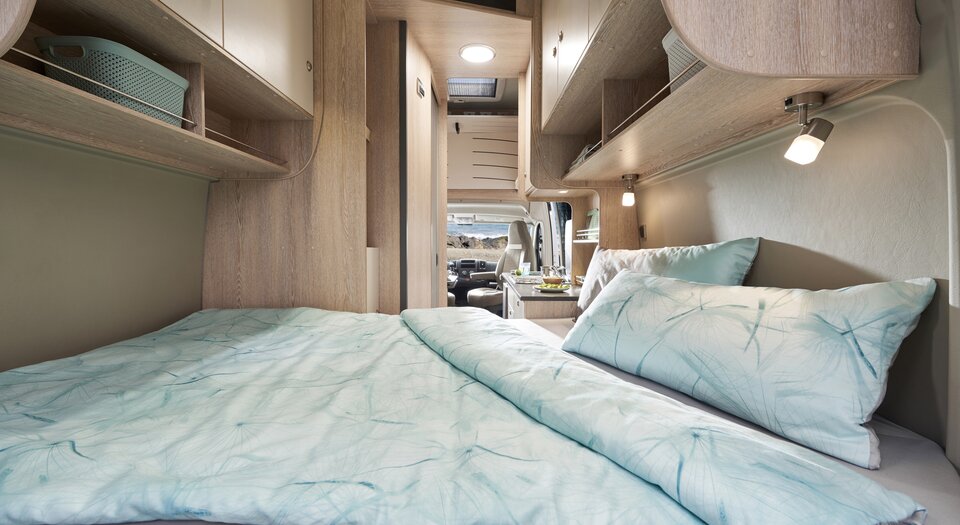 Two full-size bedrooms | Large double bed in the rear and roof bed (optional)